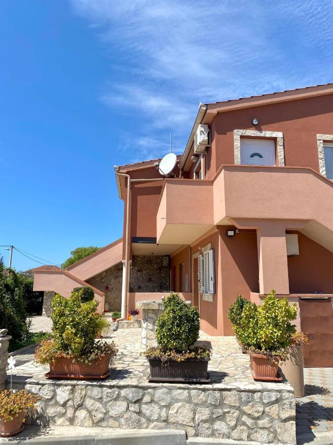 Apartmani Goga Biograd Na Moru Extérieur photo