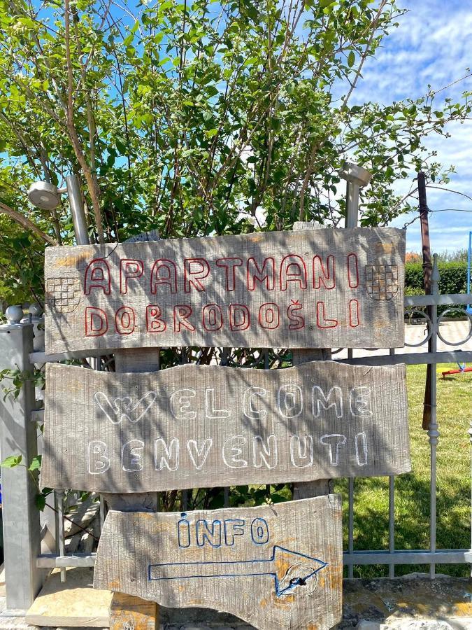 Apartmani Goga Biograd Na Moru Extérieur photo