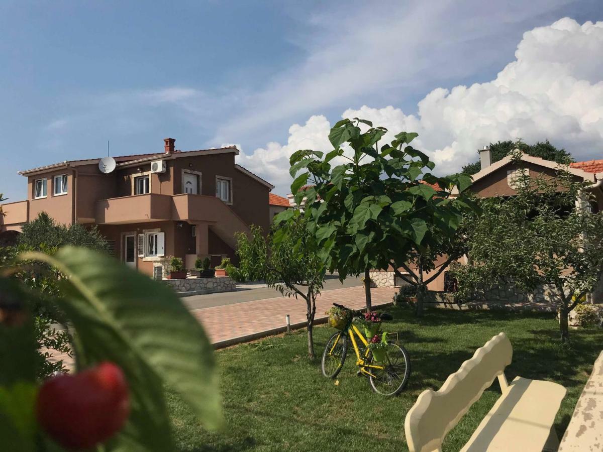Apartmani Goga Biograd Na Moru Extérieur photo